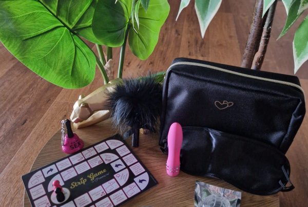 Love Box LovingUp - Sextoys - jouets sexuels - love room - Le boreale loft