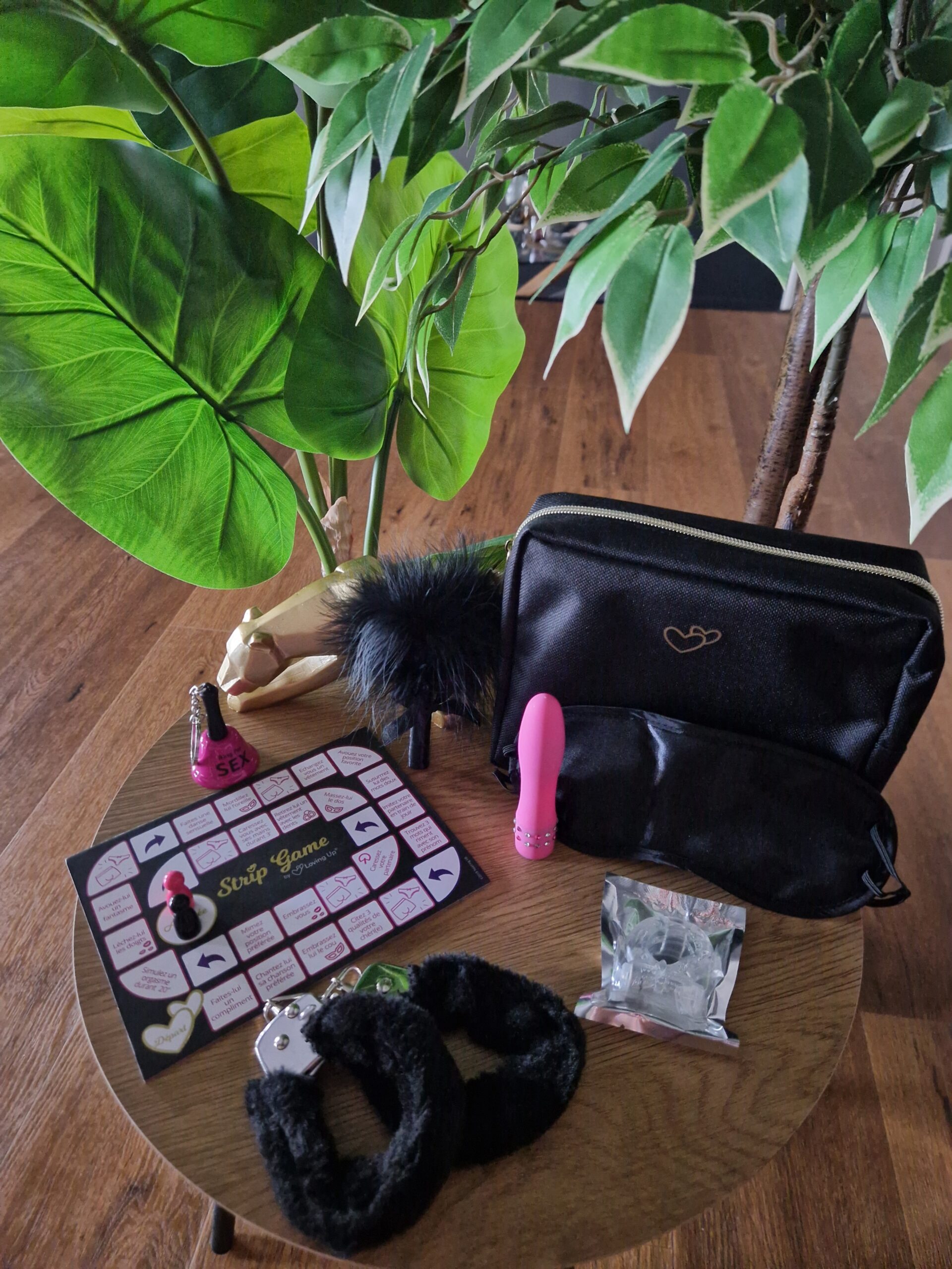 Love Box LovingUp - Sextoys - jouets sexuels - love room - Le boreale loft